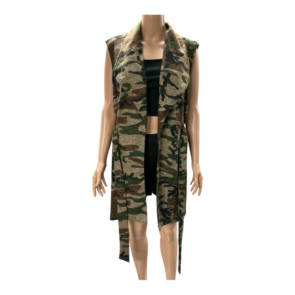 Hybrid & Company - NWOT - Camouflage Knit Vest